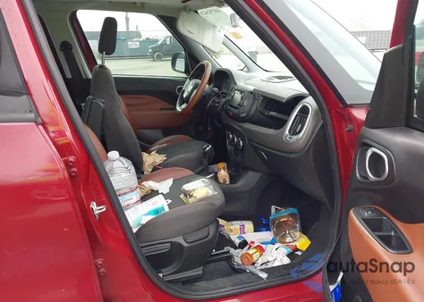 2015 Fiat 500L Trekking из США, поврежденный, VIN ZFBCFADH3FZ030392